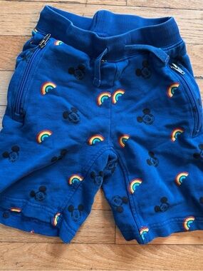 Disney Hanna Andersson Mickey Mouse Rainbow & Mickey Print Shorts size 5